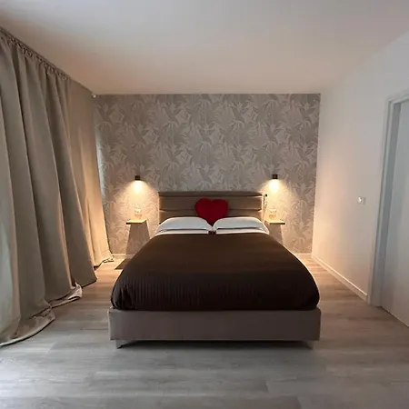 Bed and Breakfast Cavour 130 3*
