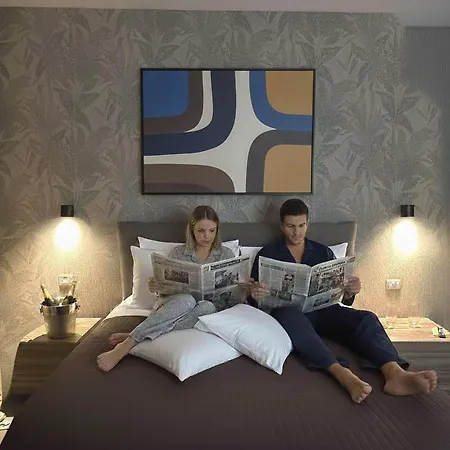 Cavour 130 Bed & Breakfast 3*