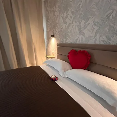 B&B Cavour 130 3*