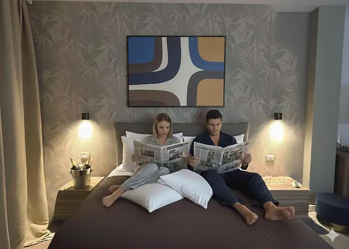 Cavour 225 Bed & Breakfast 3*