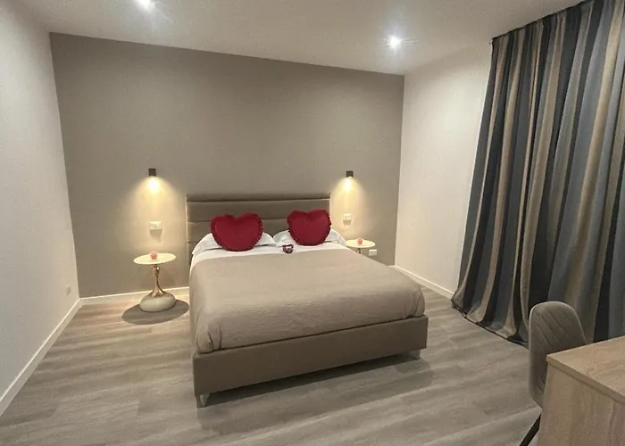 Cavour 225 Frühstückspension Bari